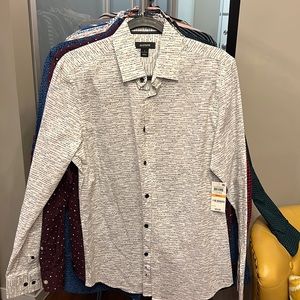 Men’s Small Alfani Button up white and black